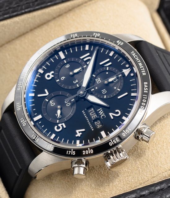 IWC Pilot's Chrono IW388305 Image 5